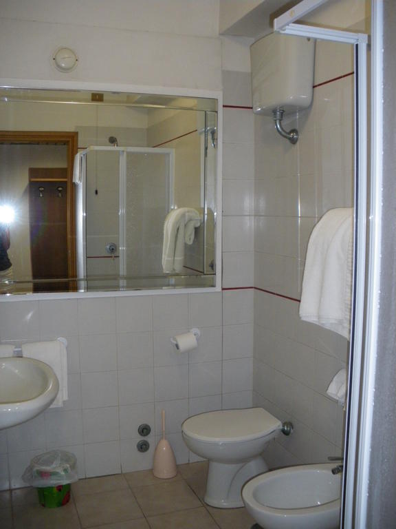 Hotel Neptunus Nettuno Habitación foto