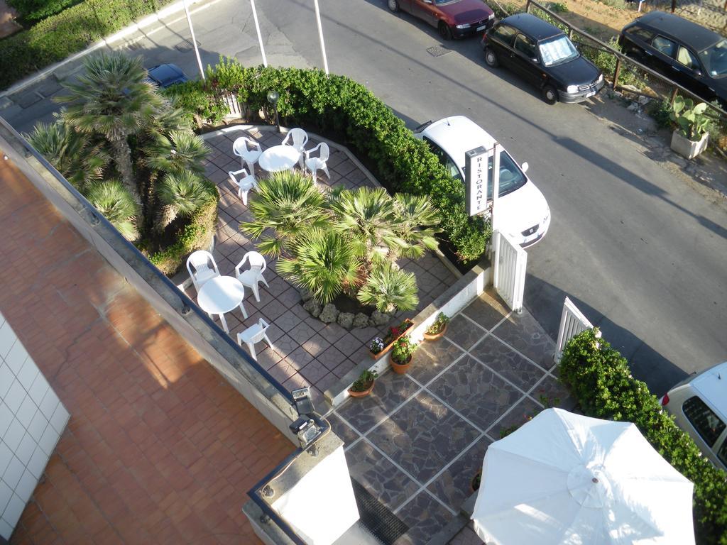 Hotel Neptunus Nettuno Exterior foto